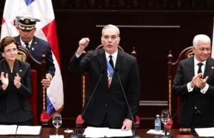 Abinader proyecta su visión del país a la sombra de planes inconclusos