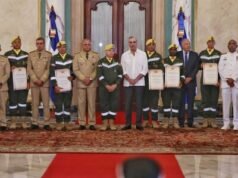 Abinader reconoce rescatistas participaron terremotos en Venezuela