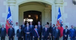 Abinader sale de Chile tras participar en investidura de presidente