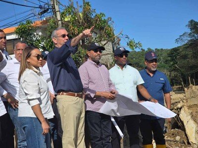 abinader-visita-gaspar-hernandez-y-supervisa-danos-por-lluvias-f1f42f27-focus-0-0-400-300