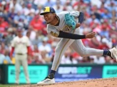 Abner Uribe entra a relevar y mantiene la ventaja de su equipo
