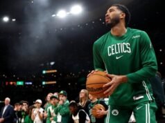 Jayson Tatum vuelve a jugar tras casi un año lesionado