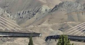 Al menos 8 muertos y 95 heridos dejan ataques aéreos en Irán