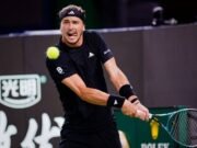 Roland Garros: Zverev cede un set ante Halys pero avanza