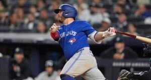 Alejandro Kirk se realizó radiografías por lesión en un pulgar