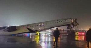 Avión de Air Canada y camión de bomberos chocan en aeropuerto LaGuadia
