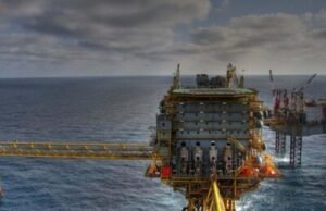 ¿Qué son y para qué se usan el avtur y kerosene, que suben hasta 43 %?