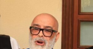 Ángel Martínez enfrenta juicio por difamación contra Faride Raful
