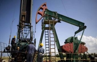 Wall Street sube tras caída de los precios del petróleo
