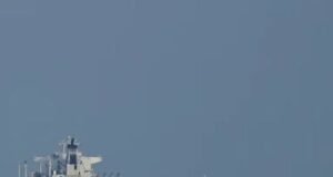 Celebrarán cumbre para garantizar seguridad del estrecho de Ormuz