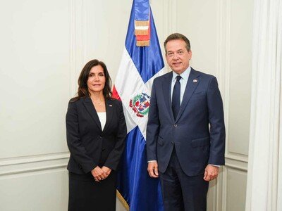 canciller-ito-bisono-y-la-embajadora-de-estados-unidos-se-reunen-72bd6bef-focus-min0.2-0.38-400-300