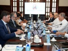 Canciller se reúne con representante fuerza de pandilla de Haití