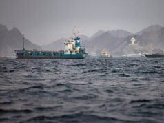 Irán advierte a navieras por tránsito en zonas del estrecho de Ormuz