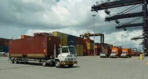 Crece la participación femenina en el sector transporte