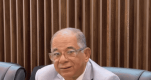 Curul de Jorge Frías queda vacante: ¿cómo será escogido su sustituto?