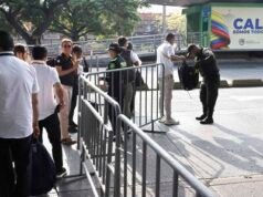 De la Espriella asume en Colombia como aliado de Trump