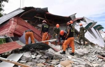 Derrumbe de edificio en Manila: 19 trabajadores atrapados