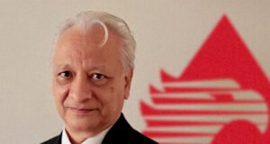 Detienen a exjefe de Pemex por violencia doméstica