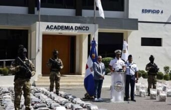 La DNCD incauta 1,295 paquetes de presunta cocaína en Pedernales