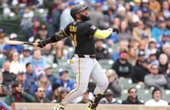 El bate de Marcell Ozuna no sincroniza con los Piratas