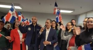El congresista Adriano Espaillat recibe respaldo en su campaña
