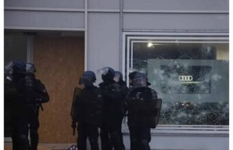Disturbios en ciudades francesas al término de las manifestaciones