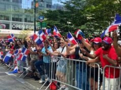El Empire State Building se ilumina por desfile dominicano