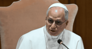 El papa advierte sobre el reto entre salud mental y tecnología