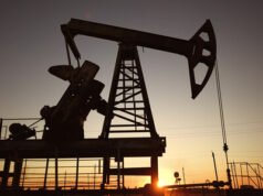 Petróleo de Texas sube un 2.11 % pendiente Irán y cumbre Trump Xi