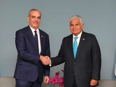 el-presidente-abinader-regresa-al-pais-y-se-reintegra-a-labores-f911df53-focus-0-0-400-300