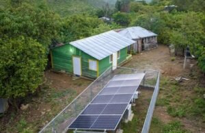Electrificación rural: llevan energía a 8 comunidades de Pedro Santana