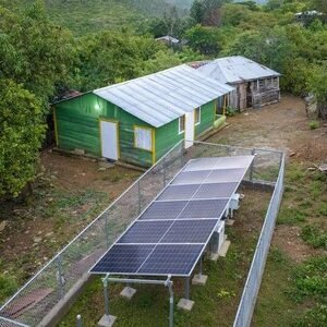 Electrificación rural: llevan energía a 8 comunidades de Pedro Santana