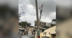 En Mata Hambre temen que poste inclinado cause una tragedia