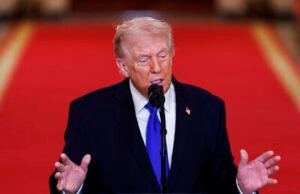 Donald Trump dice que Cuba "va a caer dentro de poco"