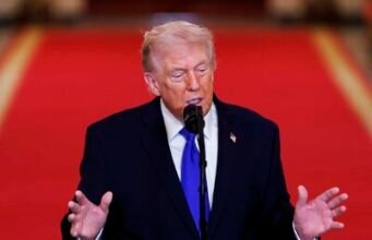 Donald Trump dice que Cuba "va a caer dentro de poco"