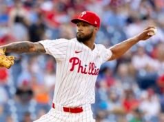 MLB: Cristopher Sánchez, rompe récord de entradas sin carreras