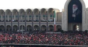 Esperan grandes multitudes en la procesión fúnebre de Alí Jamenei