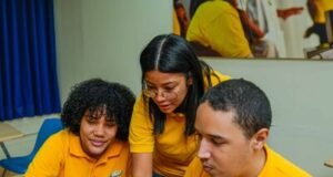 Estudiantes dominicanos apuestan por carreras de programación