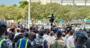Familiares protestan por muerte de hombre detenido en San Cristóbal