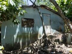 Familias de Brisas de Lebrón esperan ayuda del Gobierno