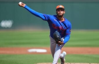 Freddy Peralta usa su cambio para ganar por segunda vez con los Mets