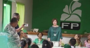 Fuerza del Pueblo reorganiza estructuras y pone educación en agenda