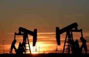 La OPEP+ aprueba alza de la oferta del petróleo, pese a guerra