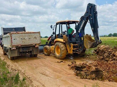 gobierno-inicia-programa-de-rehabilitacion-de-caminos-interparcelarios-d1a8e81b-focus-0-0-400-300