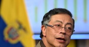 Senado colombiano autoriza a Petro a salir del país por un año
