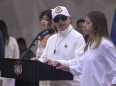 Gustavo Petro vota en elecciones Colombia y garantiza transferencia