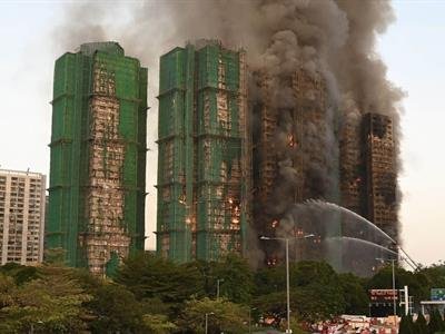 Hong Kong eleva a 94 balance de víctimas mortales por el incendio