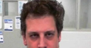 Milo Yiannopoulos deportado a Reino Unido tras ser detenido por ICE