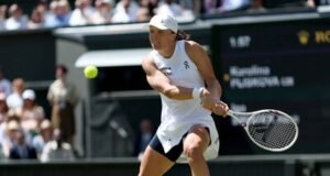 Iga Swiatek vence a Pliskova, y busca defender Wimbledon