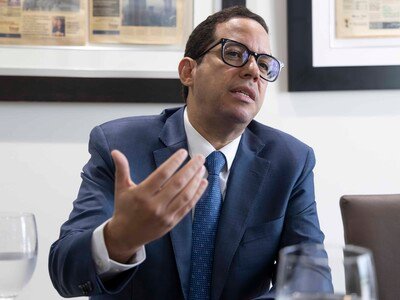 imagen-sigmund-freund-09-0f2eb999-focus-0.26-0.52-400-300